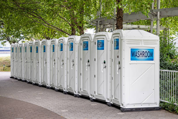 Best Portable restroom trailer rental  in Fowlerville, MI